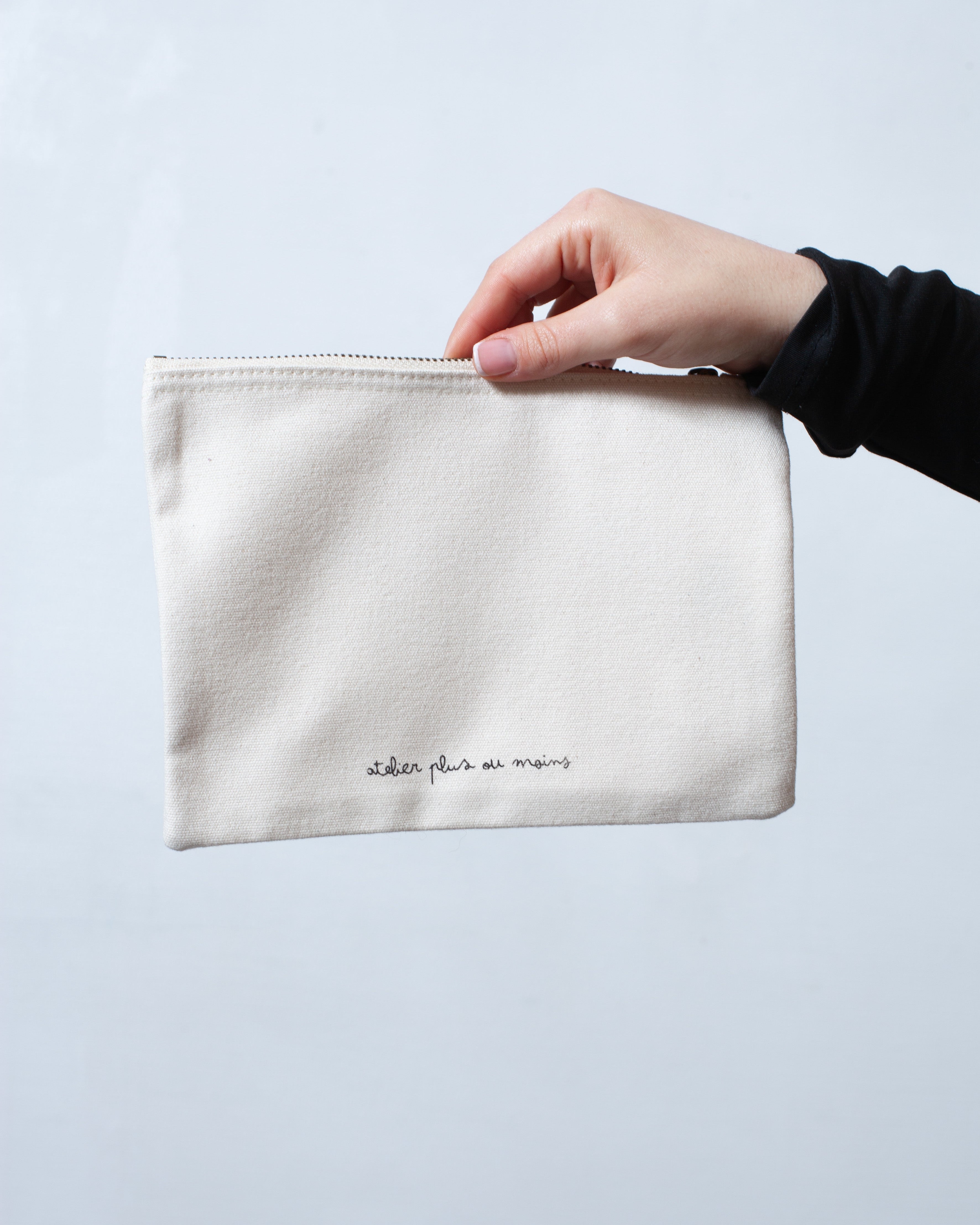 Je t'aime à la folie • Trousse