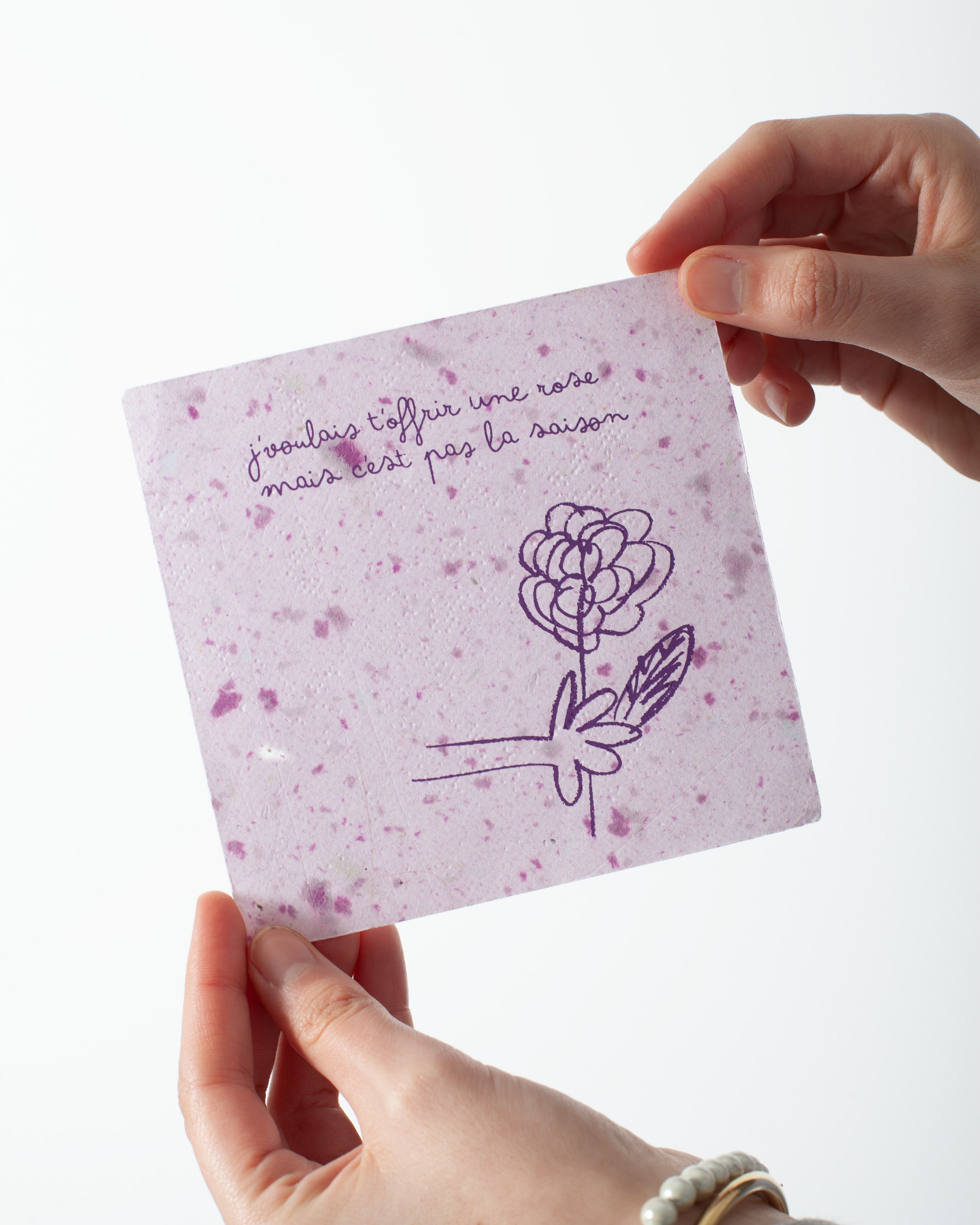 Je voulais t'offrir un rose... • Papier recyclé • Carte postale